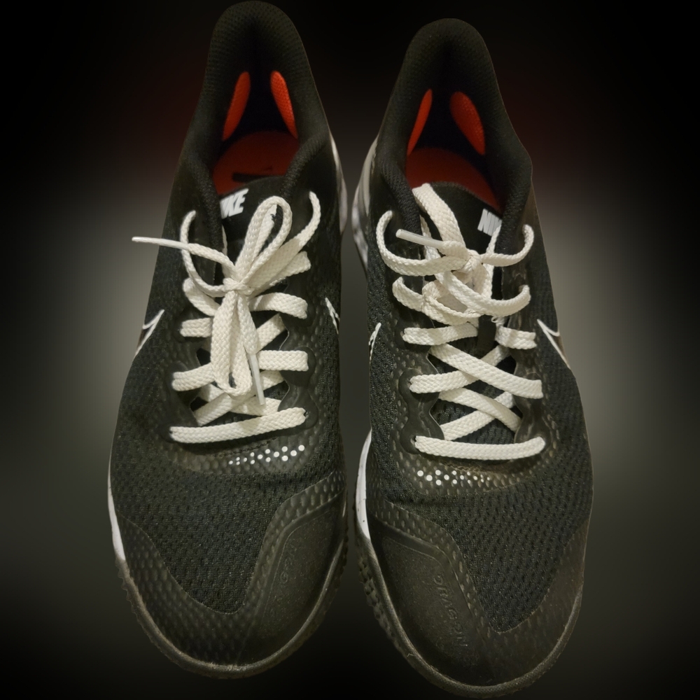 Mens Nike Alpha Huarache Elite Turf Cleats Size 7.5